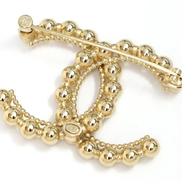 CHANEL CC Logos Vintage Brooch Gold Tone L22C Pin Auth w/Box n1149 - Picture 15 of 15
